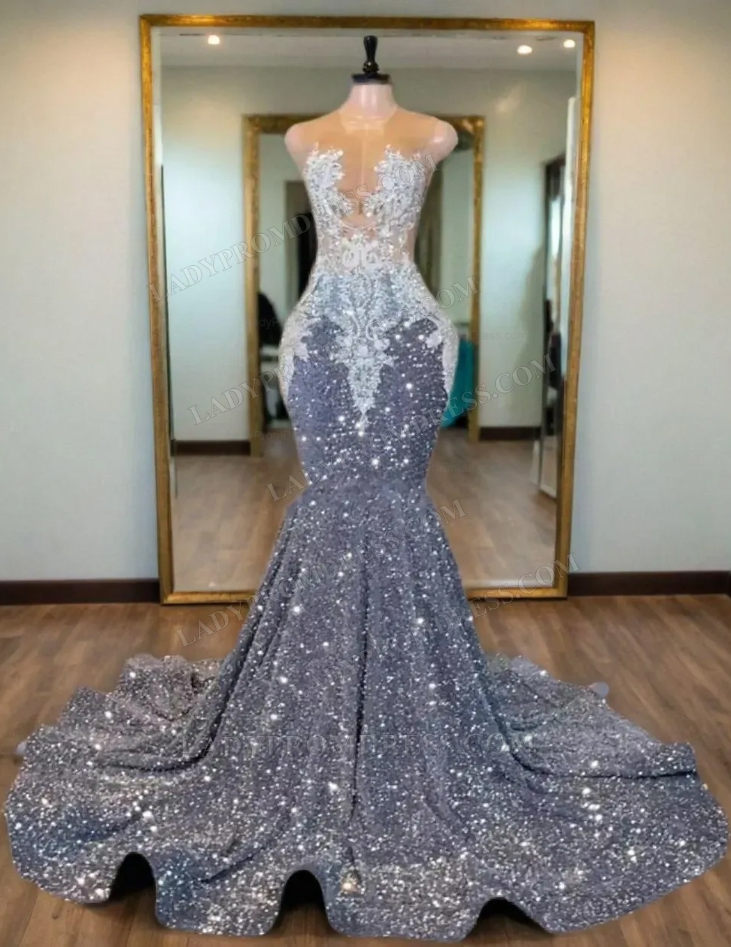 Silver Sequins Beaded Mermaid Prom Dresses 2025