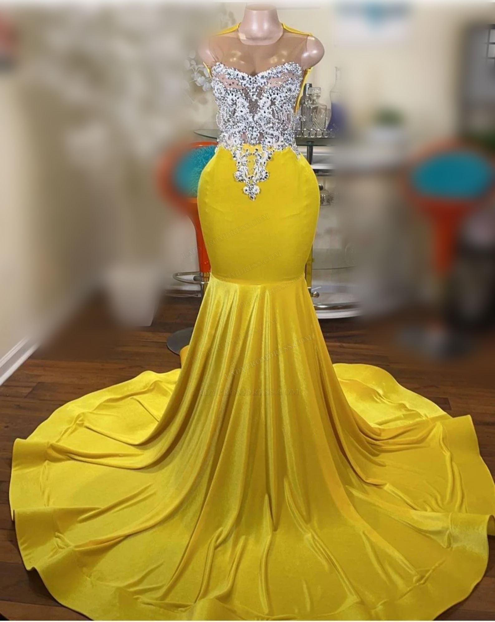 2024 Sheath Daffodil Silk Like Satin Long Beaded Prom Dresses