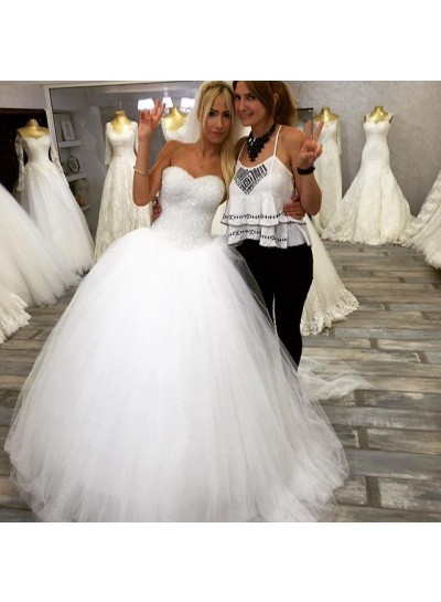 2024 New Arrival Tulle White Sweetheart Beaded Lace Up Back Ball Gown Wedding Dresses