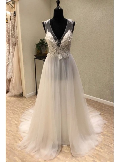 2024 New Arrival A Line/Princess V Neck Floral Beach Wedding Dresses / Bridal Gowns