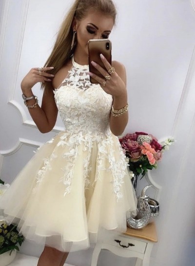 2024 Knee Length Champagne Halter Short With White Appliques Prom Dress
