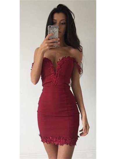 Sheath Off-the-Shoulder Short Burgundy Stretch Satin Homecoming Dress 2024 with Appliques