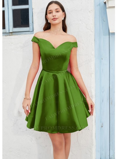 Green A-line Off the Shoulder Silk like Satin Cocktail / Homecoming Dresses