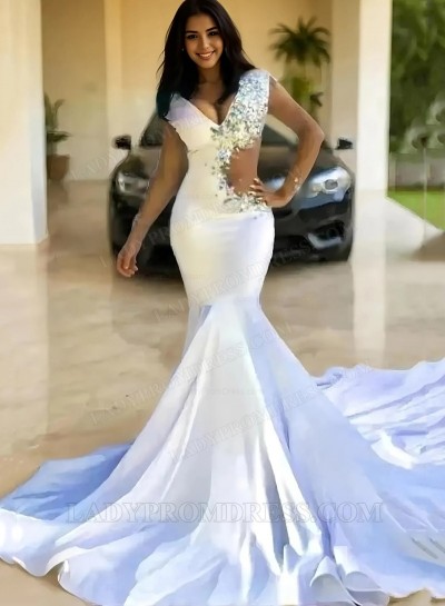 2025 White V-neck Mermaid/Trumpet Beaded Prom Dresses