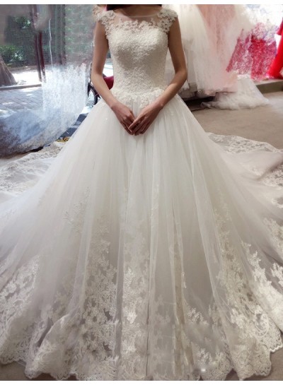 2024 Elegant A Line Tulle With Appliques Wedding Dresses With Long Train