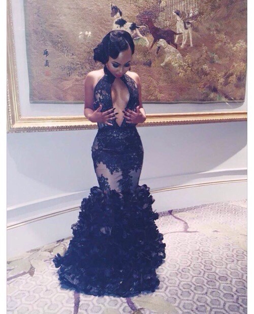2024 Gorgeous Black Prom Dresses Mermaid Layers Deep V Sexy Long Appliques