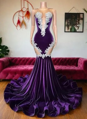 2024 Purple Velvet Mermaid Bateau Long Prom Dresses With Appliques
