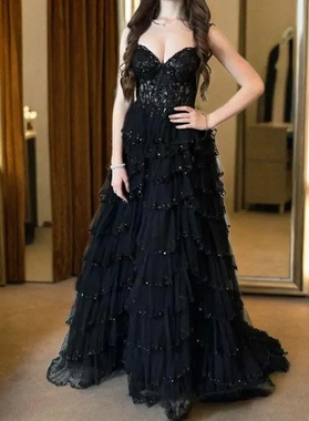 A Line Black Sweetheart Tulle With Appliques 2024 Long Prom Dresses