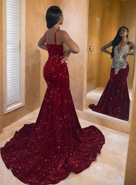 2024 Burgundy Spaghetti Straps Sequined Mermaid Prom Dresses With Beaded